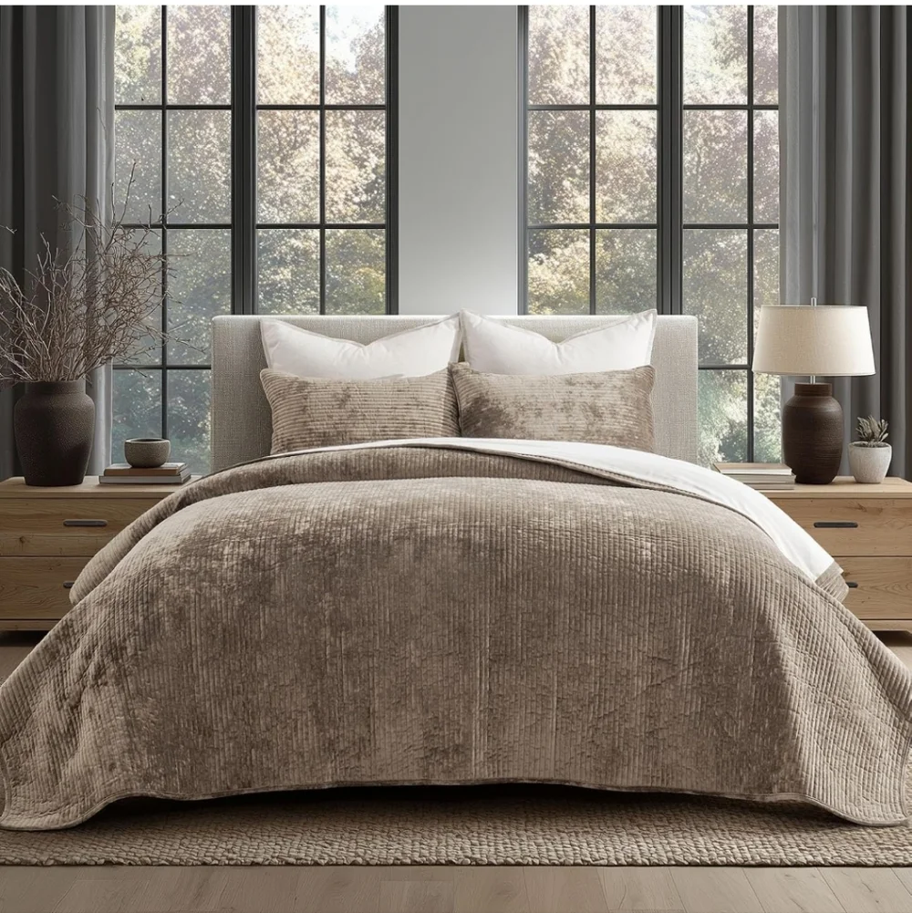 EverGrace Velvet Quilt Set Queen Size, Luxurious Soft Quilted Bedding Sets, Ligh